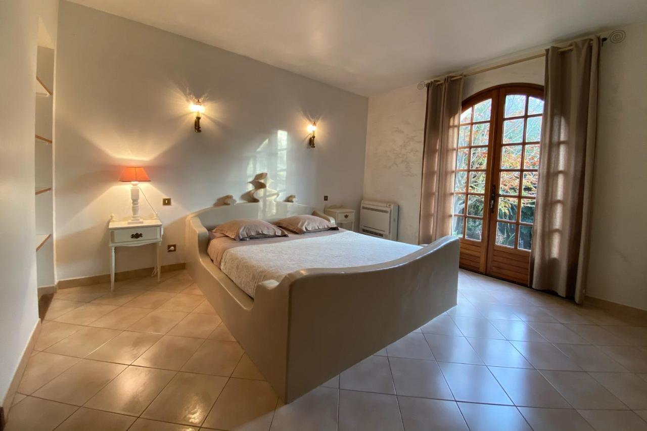 Villa Roka Six-Fours-les-Plages Esterno foto